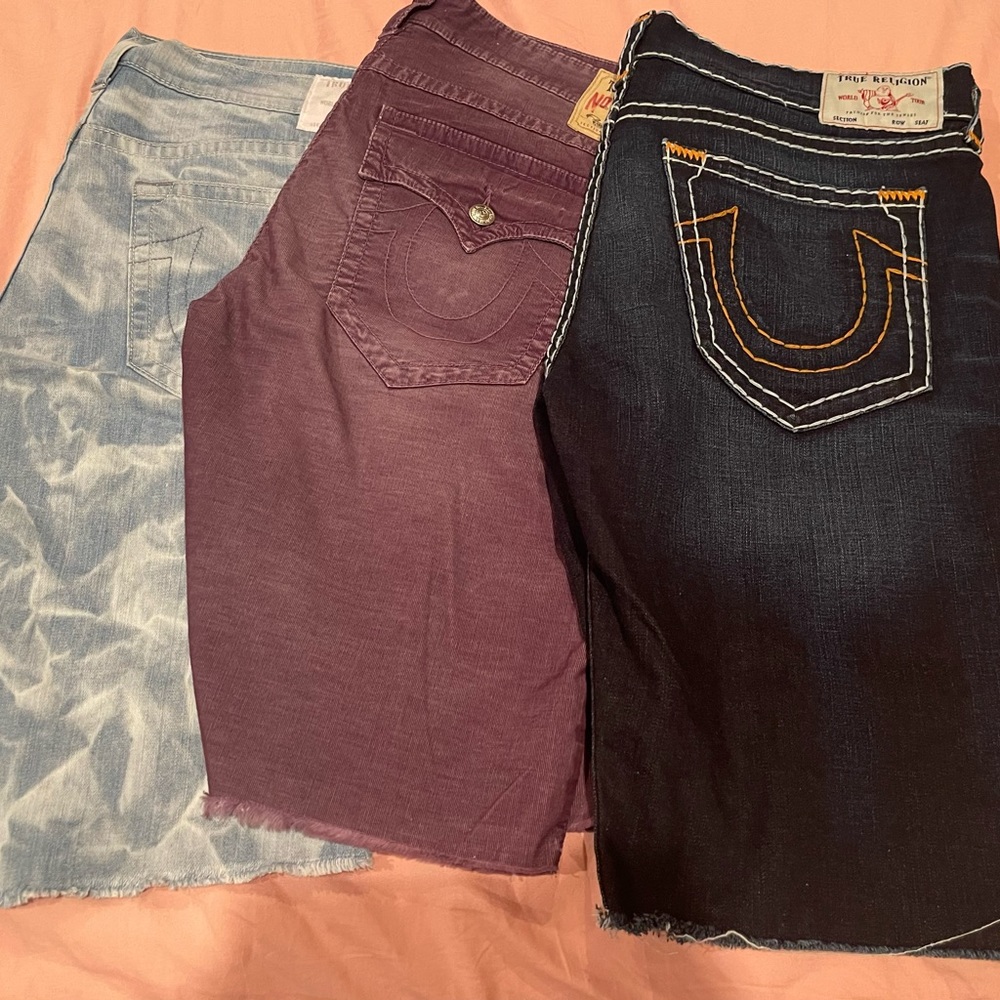 True Religion Shorts X3-Size 42 EUC